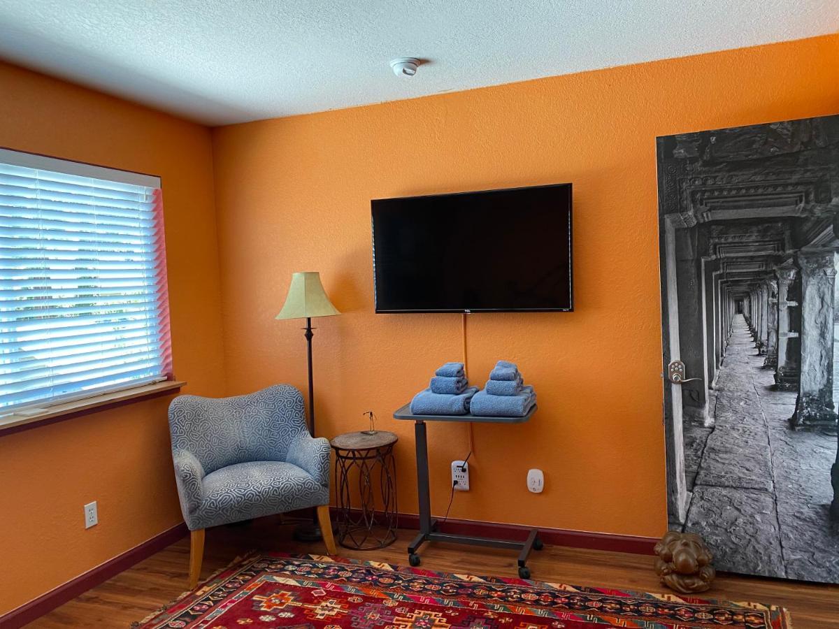 My Big Art Project Bed & Breakfast Santa Rosa Exterior photo